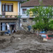 loznica-krupanj-poplave-2014_6343_563_372_90